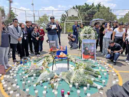 La Jornada: Conmoción y repudio por asesinato  de la estudiante canaria en Cuautla