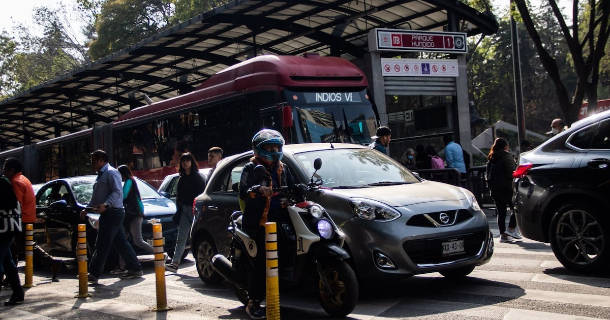 El tráfico castiga más a quienes viajan en transporte público