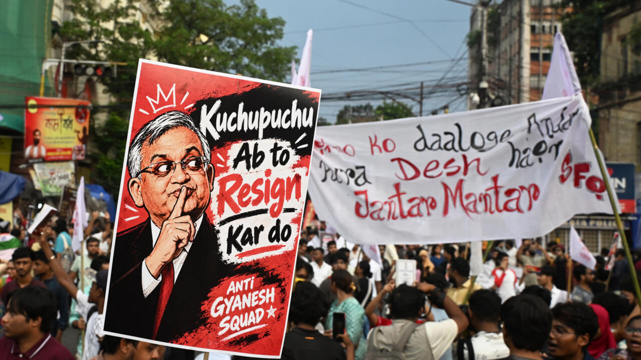 India: miles de manifestantes en Nueva Delhi para mantener la presión sobre la comisión electoral